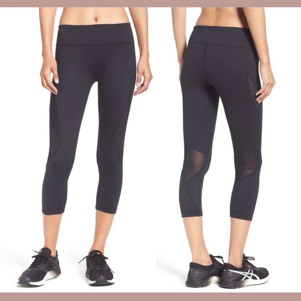 NWT Zella Power Splice Crop Capri Leggings in Black [SZ Small ]‎
